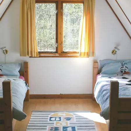Three-bedroom Holiday In * باد آرولزن