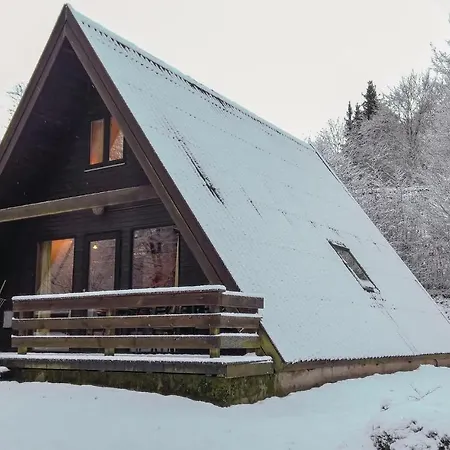 Three-bedroom Holiday In